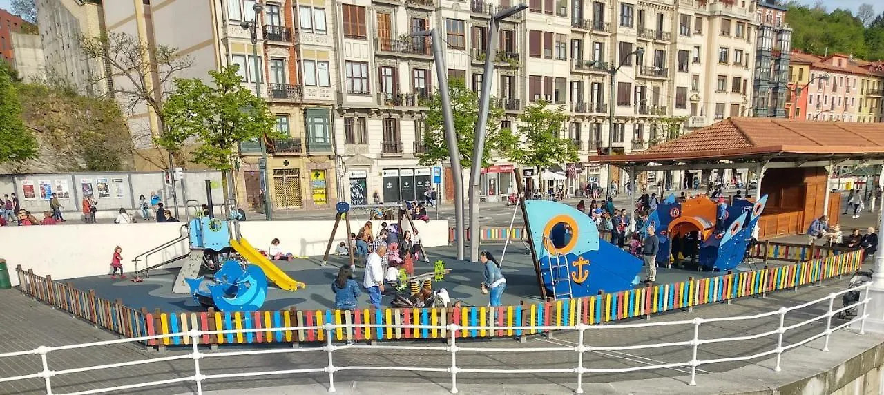 Bilbao Center Apartamento 2 Hab Parking Privado Appartamento